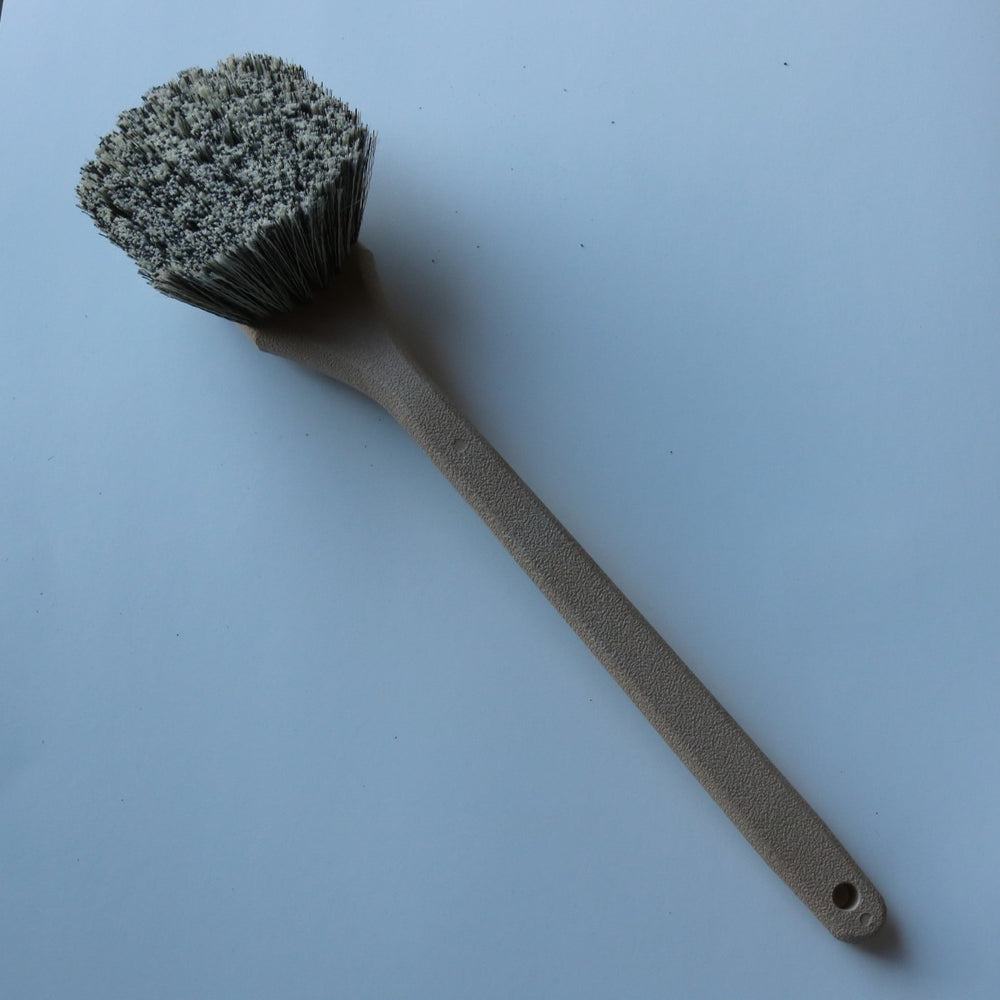 Long Handle Salt/Pepper Brush