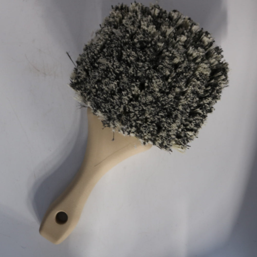 Short Handle Salt/Pepper Brush
